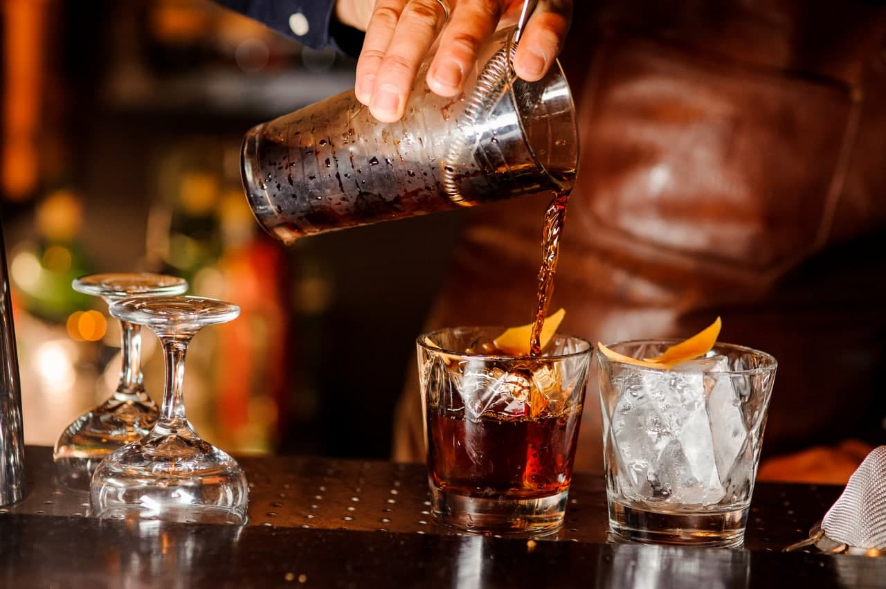Collect Feedback From Customers at the Restaurant Bar