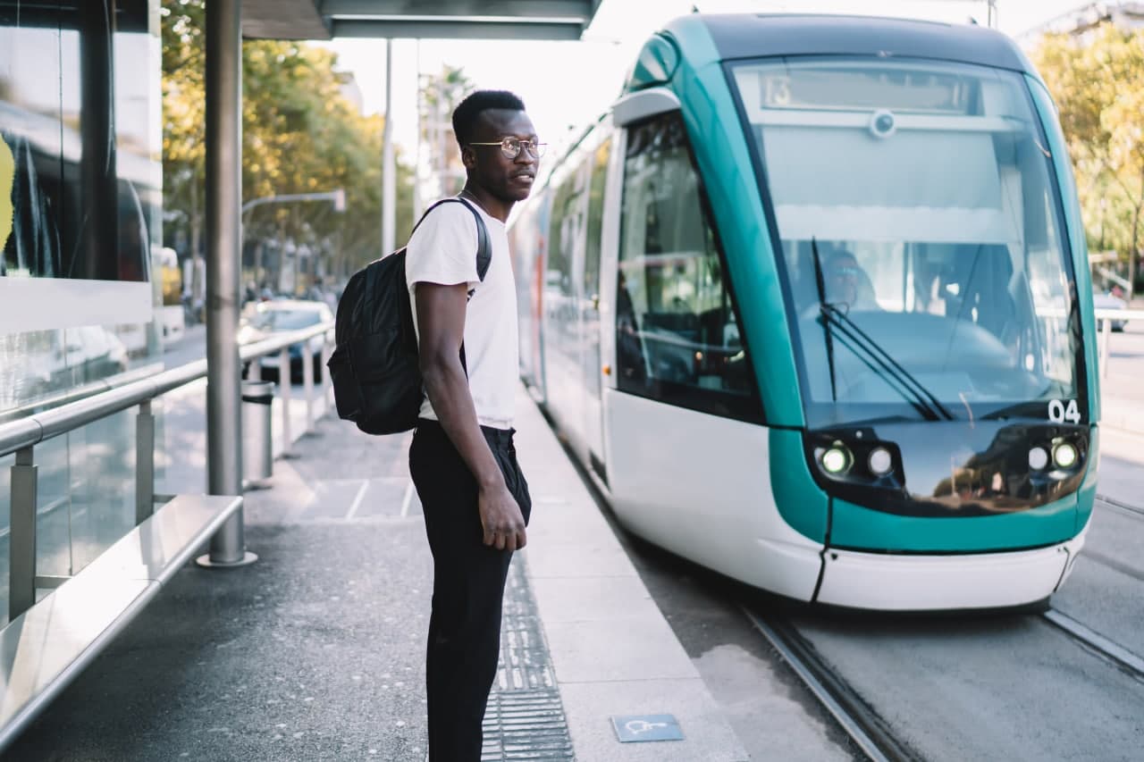 Collect Feedback From Passengers as Waiting in Shelter for the Bus or Train